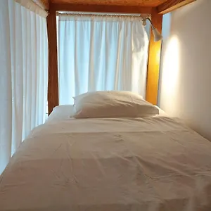 Gasthof Endless Summer Surf House, Aljezur